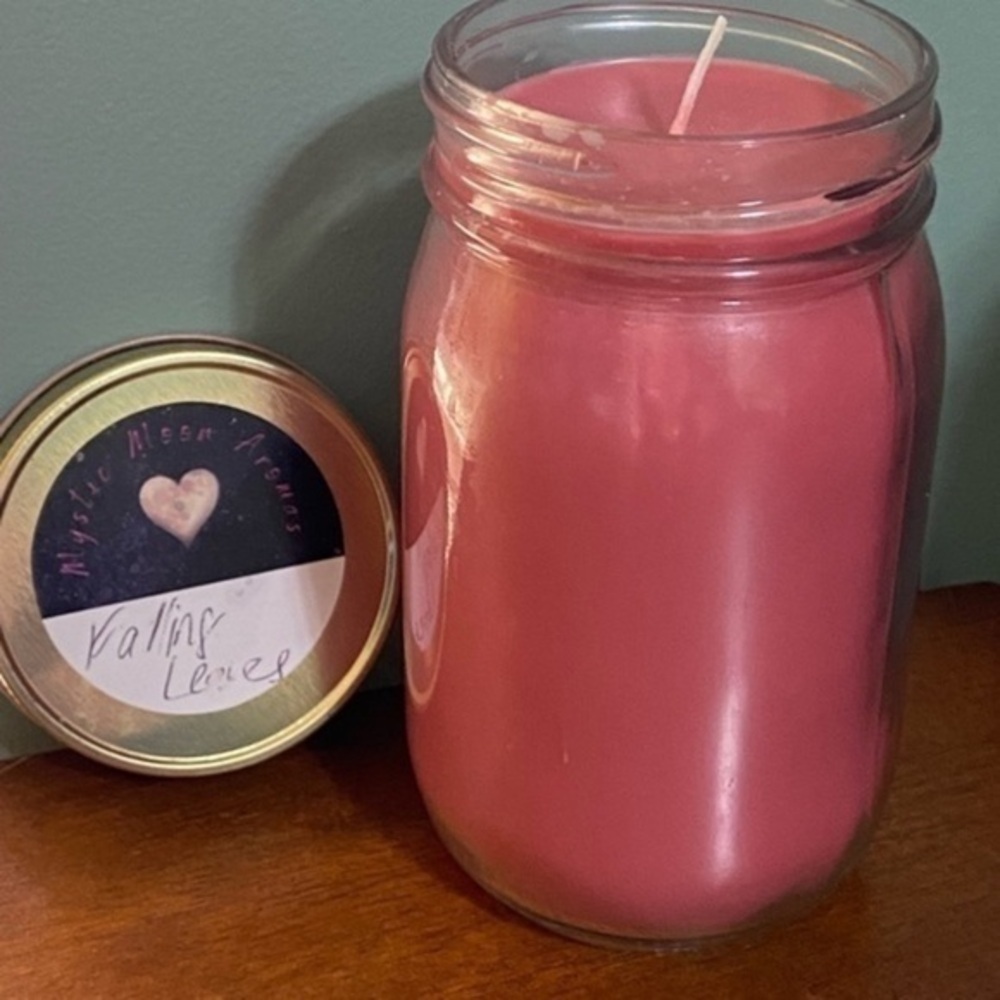16 ounce Falling Leaves Soy Candle​